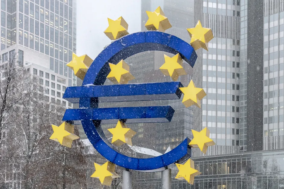 BCE: salários negociados na zona do euro sobem 2,7% no 1º tri de 2027, sinalizando pressão estável
