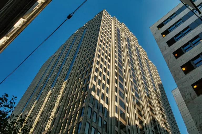 BNY Mellon entra no registro MiCA da ESMA; 15 provedores de cripto são adicionados
