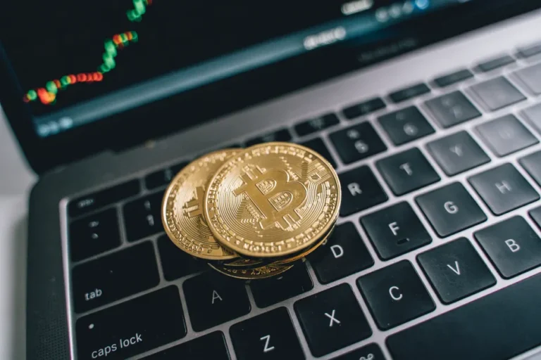 CoinRabbit e GoMining: gestão de Bitcoin supera volume de mineração como fator crítico