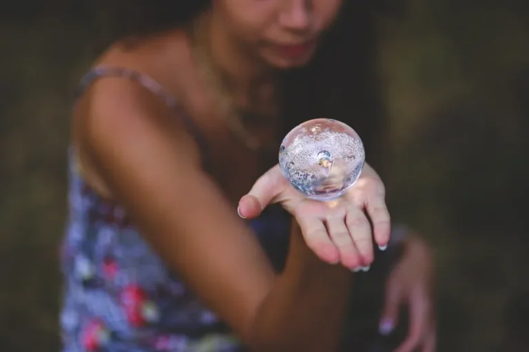 Eightco Holdings (ORBS) expõe tesouraria com US$ 90 mi na OpenAI, 16.278 ETH e 302 milhões de WLD