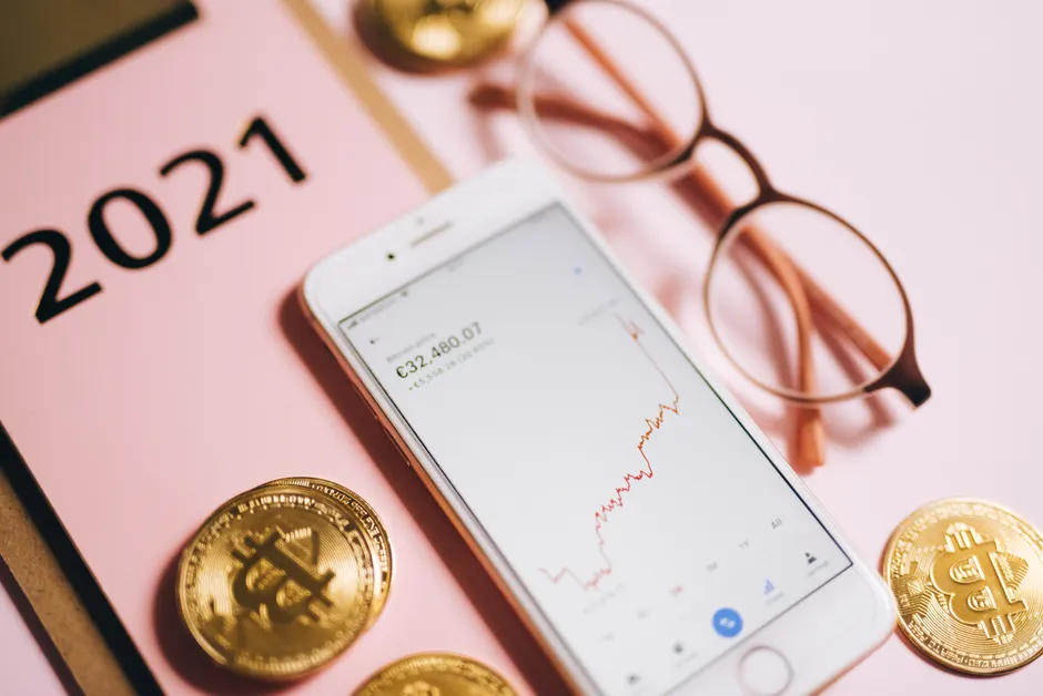 Fundador do Uniswap rebate críticas de que taxas da v4 reduzem ganhos de provedores de liquidez