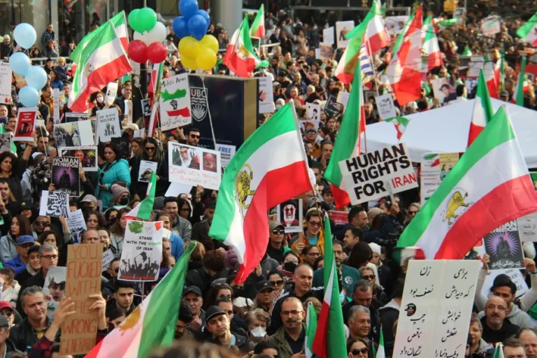 Irã ameaça retaliar EUA por cada iraniano morto; PETR4 e PRIO3 recuam na B3