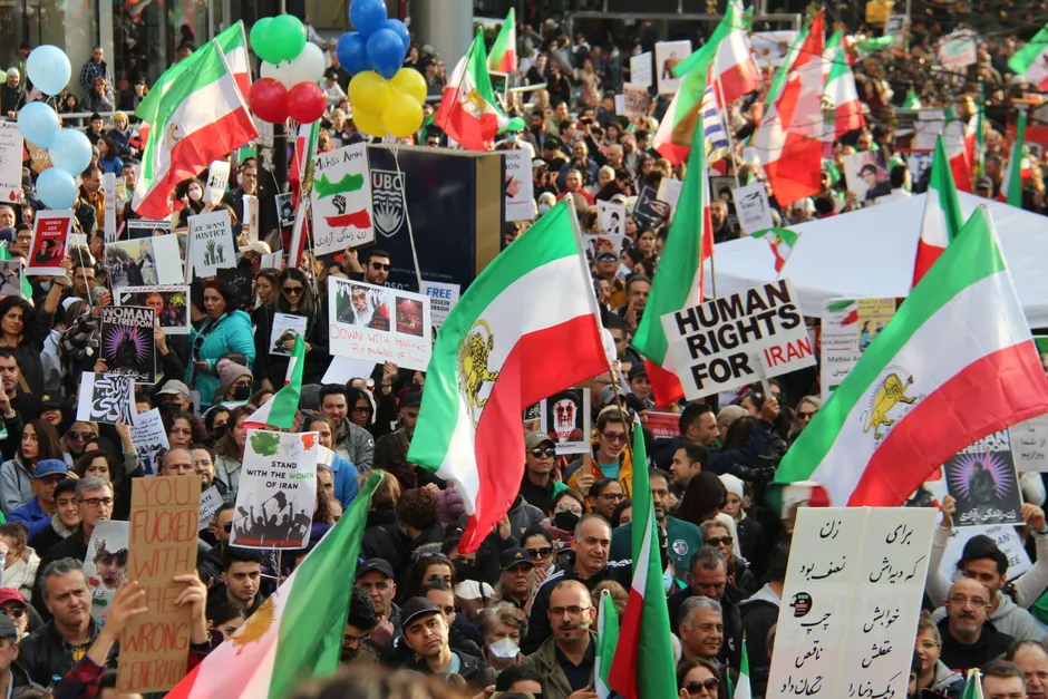 Irã ameaça retaliar EUA por cada iraniano morto; PETR4 e PRIO3 recuam na B3