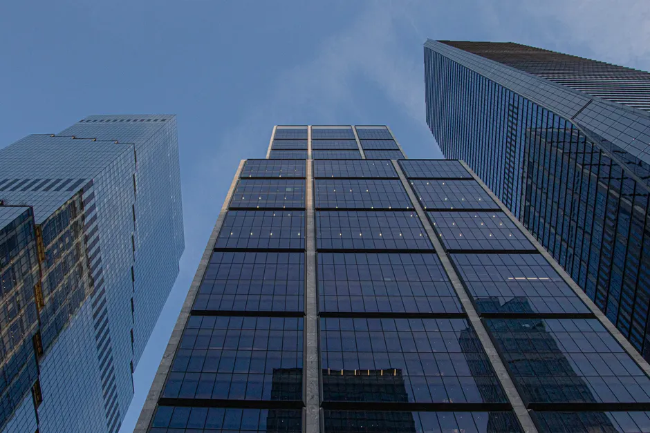 T. Rowe Price e Goldman Sachs lançam fundo de mercados privados no formato interval fund