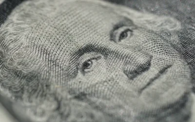 Kevin Warsh tropeça no início do mandato à frente do Federal Reserve