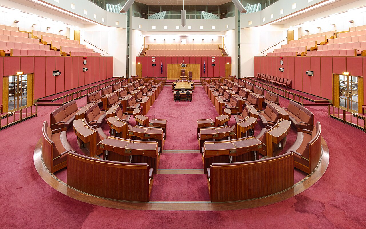 Austrália convoca chefes da OpenAI e da Anthropic para inquérito do Senado sobre vazamento de dados