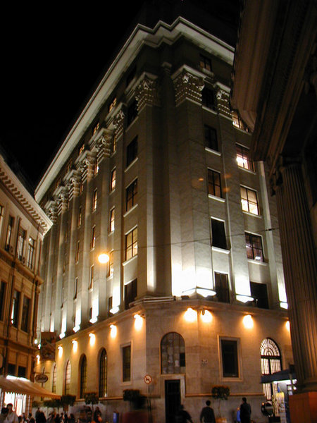 Fechamento B3: PETR4 recua a R$ 47,11 em dia de Treasuries de 10 anos a 4,68%; Vale e bancos fecham