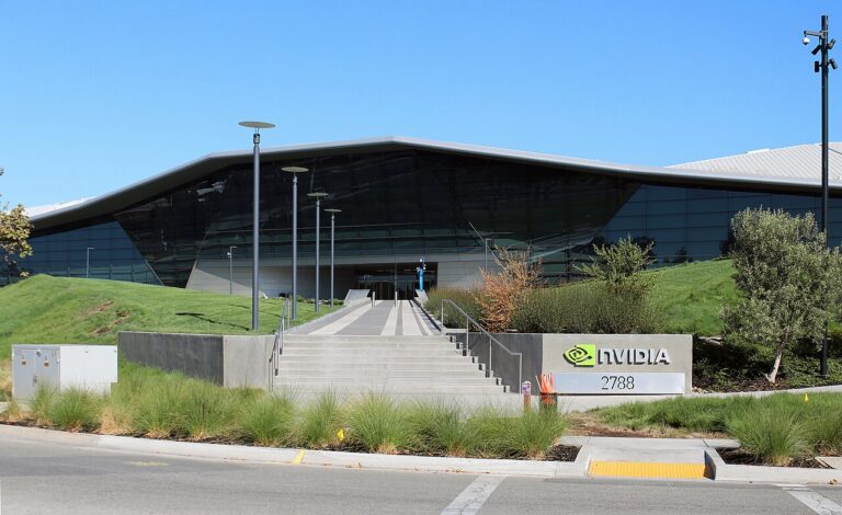 Nvidia estuda aporte de US$ 10 bilhões em potencial IPO de US$ 100 bilhões da Anthropic