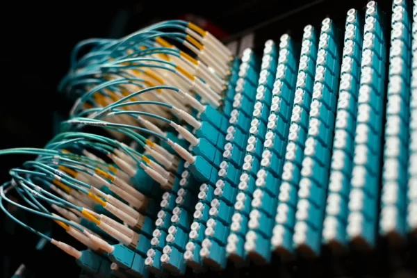 Oi S.A. - Infraestrutura de Telecomunicações e Fibra Óptica