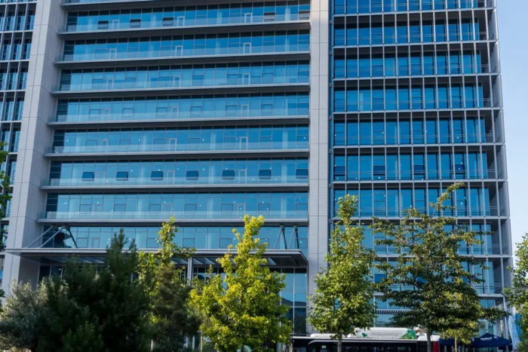 Tivio Renda Imobiliária FII registra oferta pública de R$ 1,01 bilhão voltada a investidores profiss