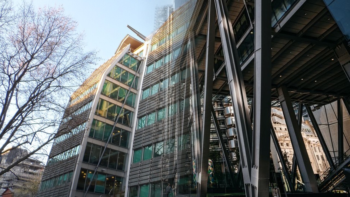 Pesquisa do Lloyds mostra que 71% dos líderes financeiros do Reino Unido esperam que a tokenização t