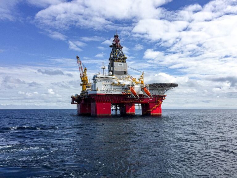 Petrobras supera R$ 700,08 bilhões em valor de mercado após anúncio de descoberta na Margem Equatori